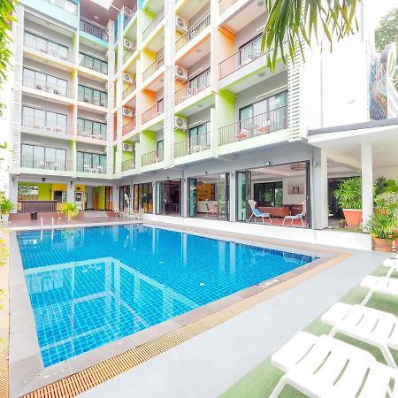 Oyo 75367 Ud Pattaya Hotel Банг Ламунг Екстериор снимка