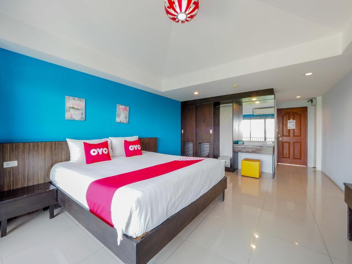 Oyo 75367 Ud Pattaya Hotel Банг Ламунг Екстериор снимка