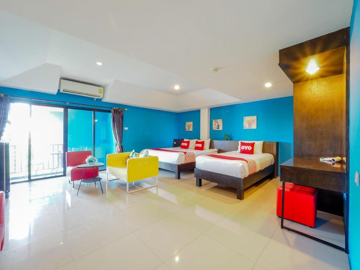 Oyo 75367 Ud Pattaya Hotel Банг Ламунг Екстериор снимка