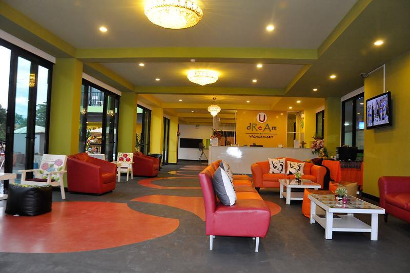 Oyo 75367 Ud Pattaya Hotel Банг Ламунг Екстериор снимка